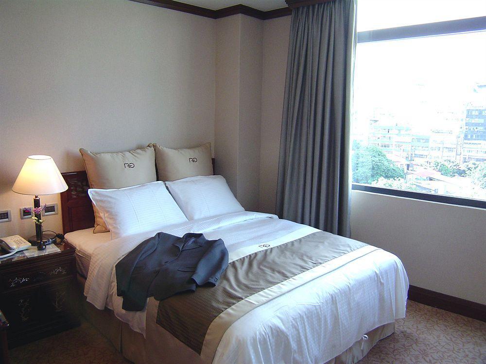 Rich Garden Hotel Taipei Exterior foto
