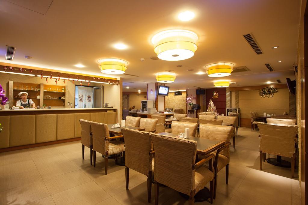 Rich Garden Hotel Taipei Exterior foto